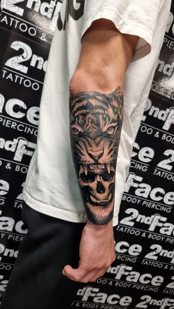 Fotografie din portofoliul 2nd Face Tattoo & Body Piercing, București