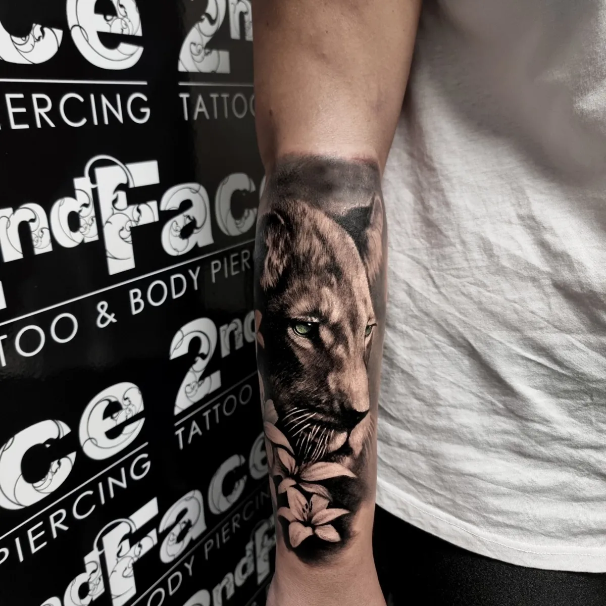 Fotografie din portofoliul 2nd Face Tattoo & Body Piercing, București
