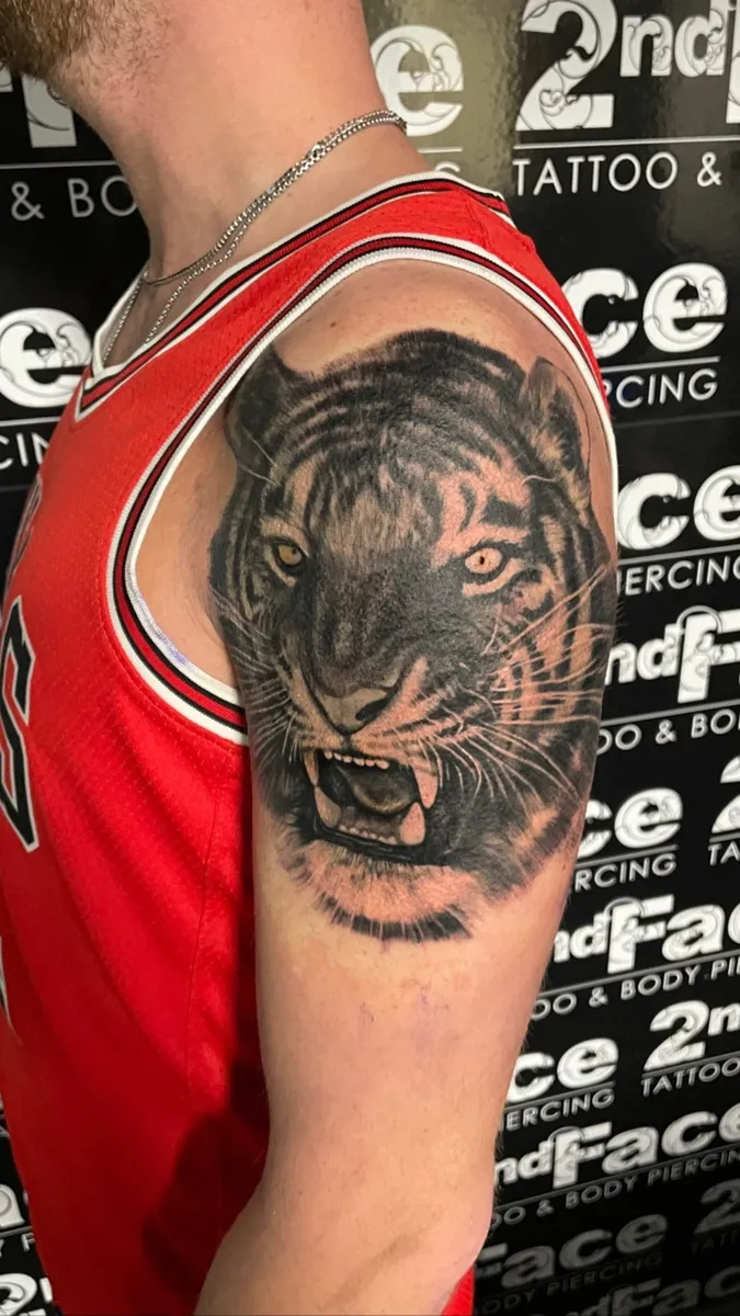 Fotografie din portofoliul 2nd Face Tattoo & Body Piercing, București
