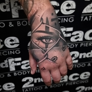 Tatuaj Mana Ochi Tatuaj Mana Ochi