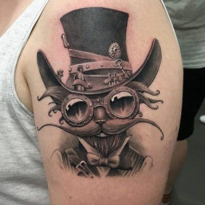 Tatuaj femeie steam punk Tatuaj femeie steam punk