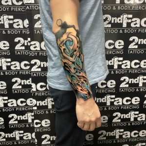 Tatuaja Antebrat Biomecanic Tatuaja Antebrat Biomecanic